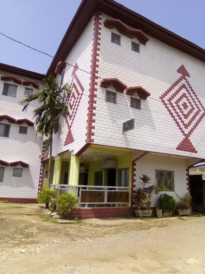 Hotel Kdv Bonaberi Exterior foto