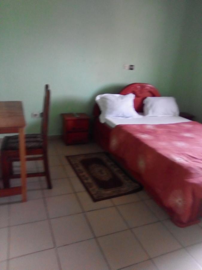 Hotel Kdv Bonaberi Exterior foto